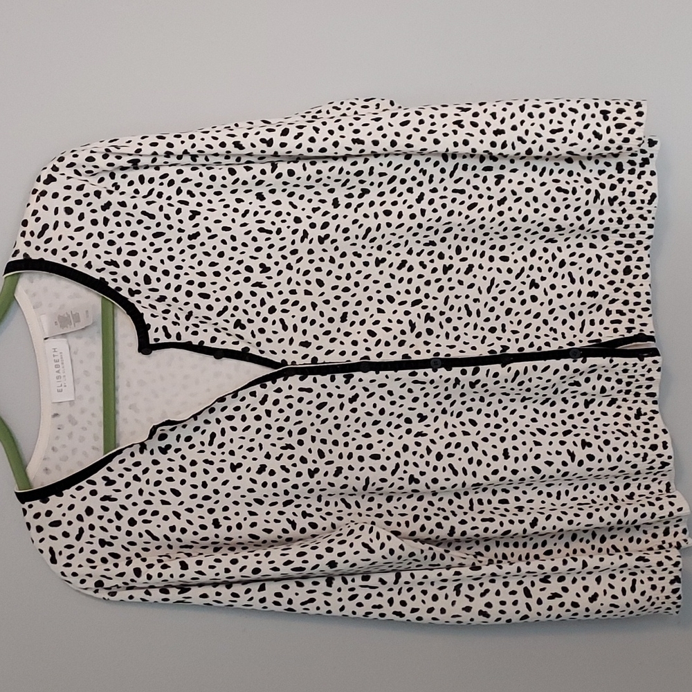 Elizabeth by Liz Claiborne Cardigan Sz 2X White w Black Spots Button down